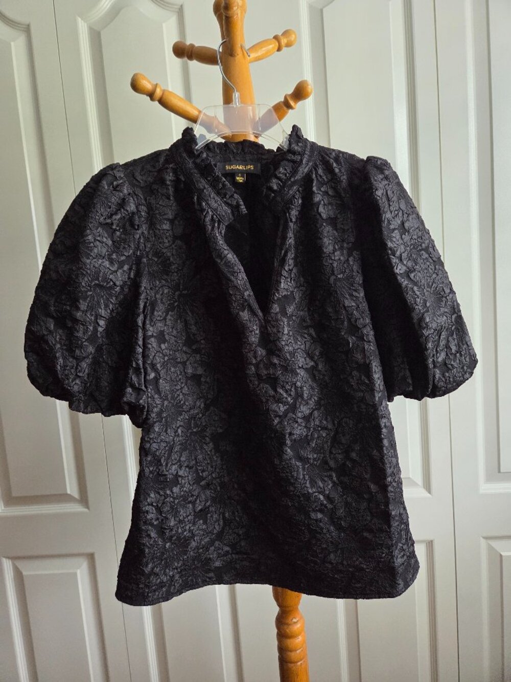 Sugarlips Arielle Jacquard Split Neck Top Size S